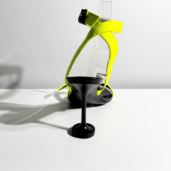 New Balenciaga Neon Yellow and Black Heels - Picture 5 of 8